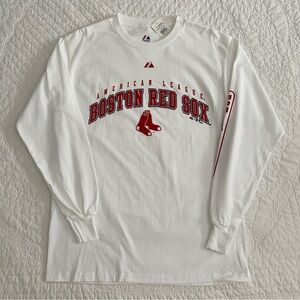 NWT Boston Red Sox Long Sleeved Graphic Tee T-Shirt
